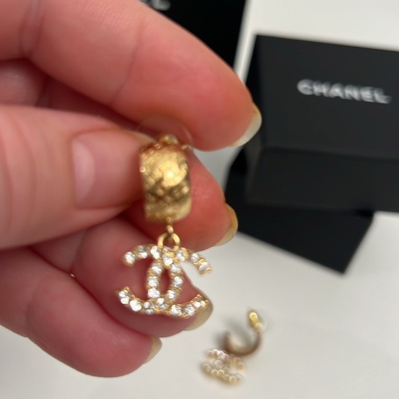 Chanel Earrings Gold Plated hoops with Crystal CCs Classic Look - Picture 6 of 8